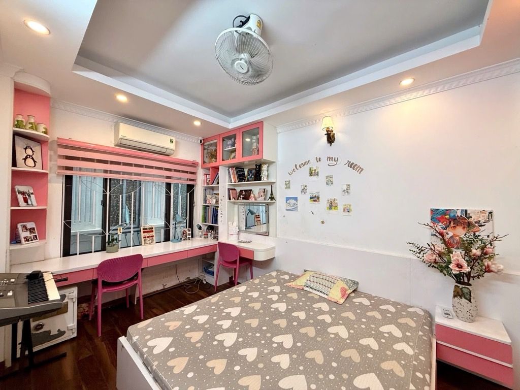 Bán nhà Gốc Đề - diện tích 30m2 5 tầng - nhà đẹp full nội thất - giá 8,35 tỷ