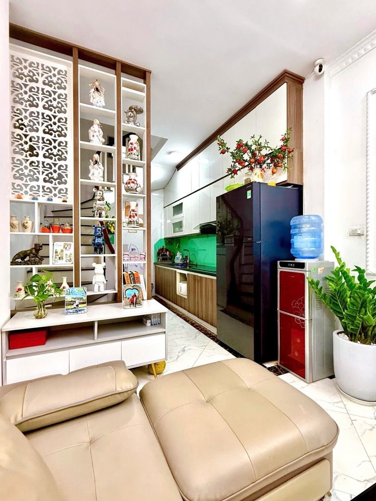 Bán nhà Gốc Đề - diện tích 30m2 5 tầng - nhà đẹp full nội thất - giá 8,35 tỷ