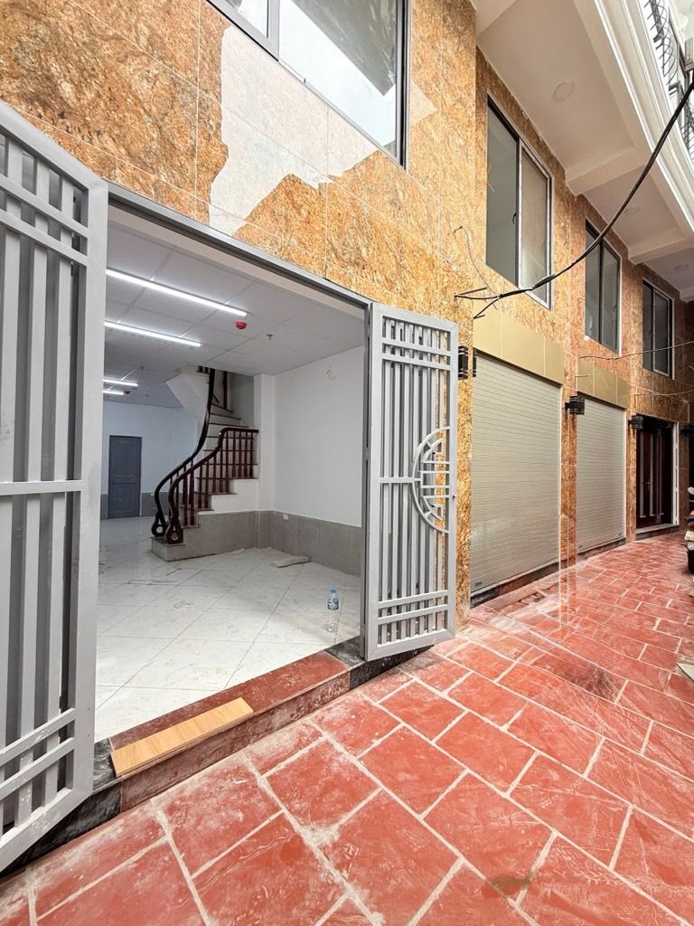 Bán nhà Thái Thịnh - diện tích 43.7m2 6 tầng - Thang máy - giá 15,6 tỷ