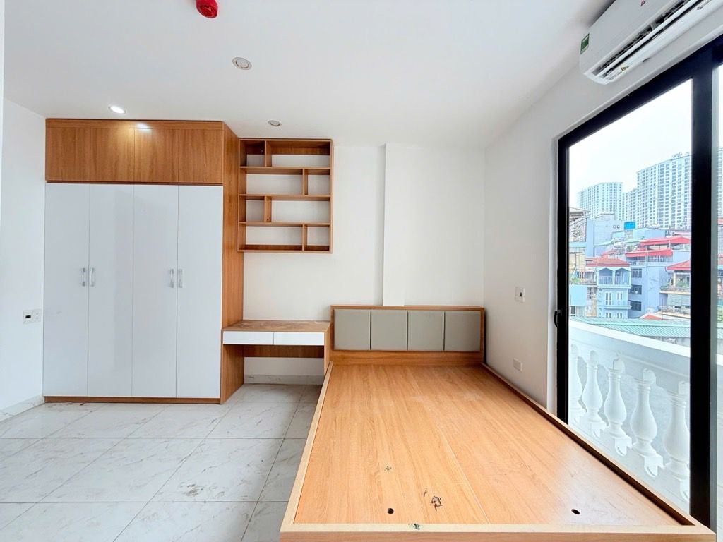 Bán nhà Thái Thịnh - diện tích 43.7m2 6 tầng - Thang máy - giá 15,6 tỷ