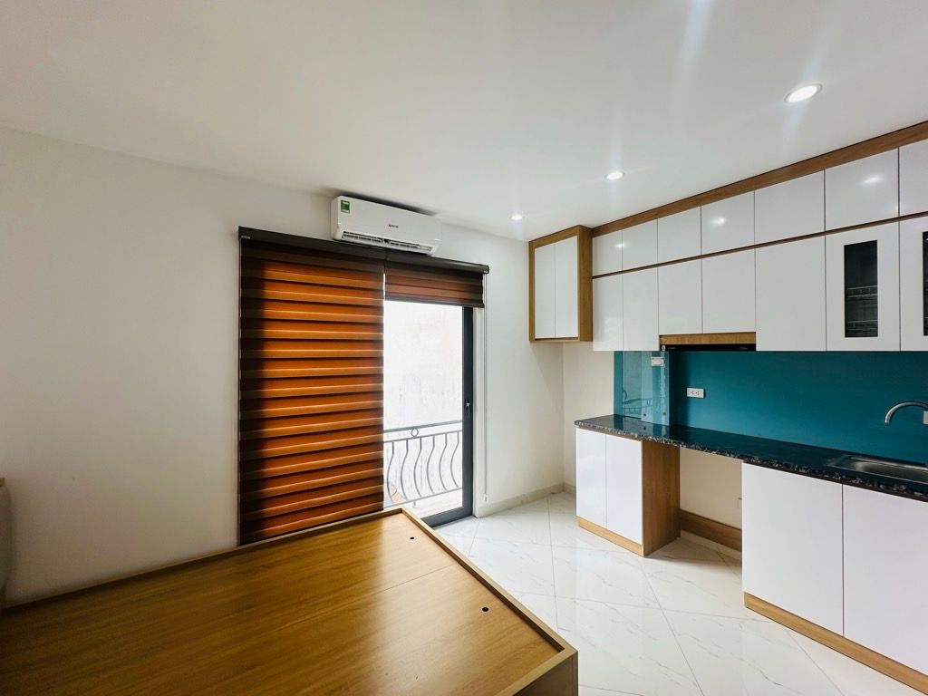 Bán nhà Thái Thịnh - diện tích 43.7m2 6 tầng - Thang máy - giá 15,6 tỷ