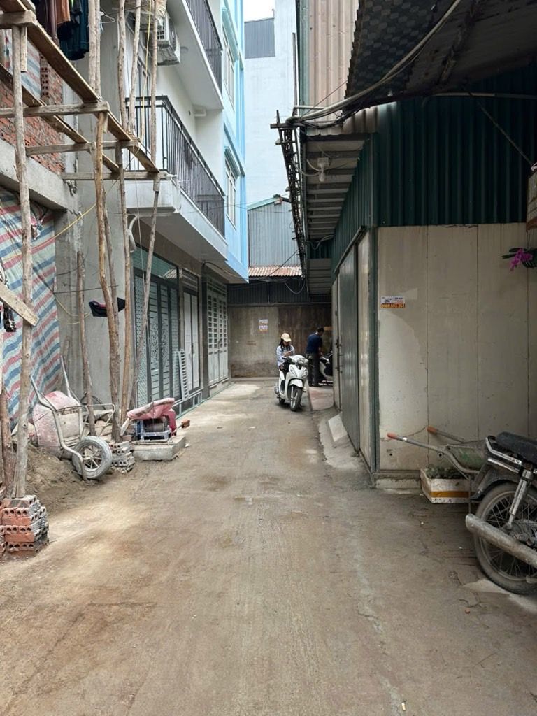 Bán nhà Lương Khánh Thiện - diện tích 54m2 7 tầng - Ô tô đỗ cửa - giá 18 tỷ