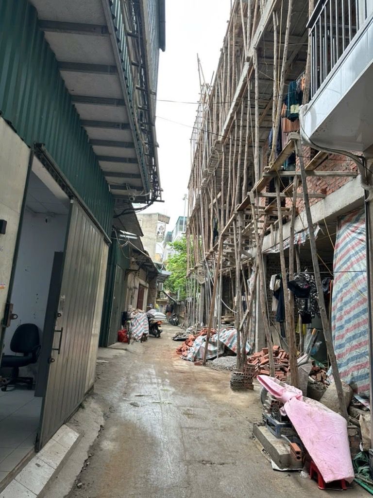 Bán nhà Lương Khánh Thiện - diện tích 54m2 7 tầng - Ô tô đỗ cửa - giá 18 tỷ