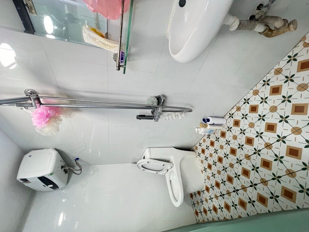 Bán nhà Tân Mai - diện tích 18,2m2 1 tầng - mặt ngõ thông - giá 2,8 tỷ