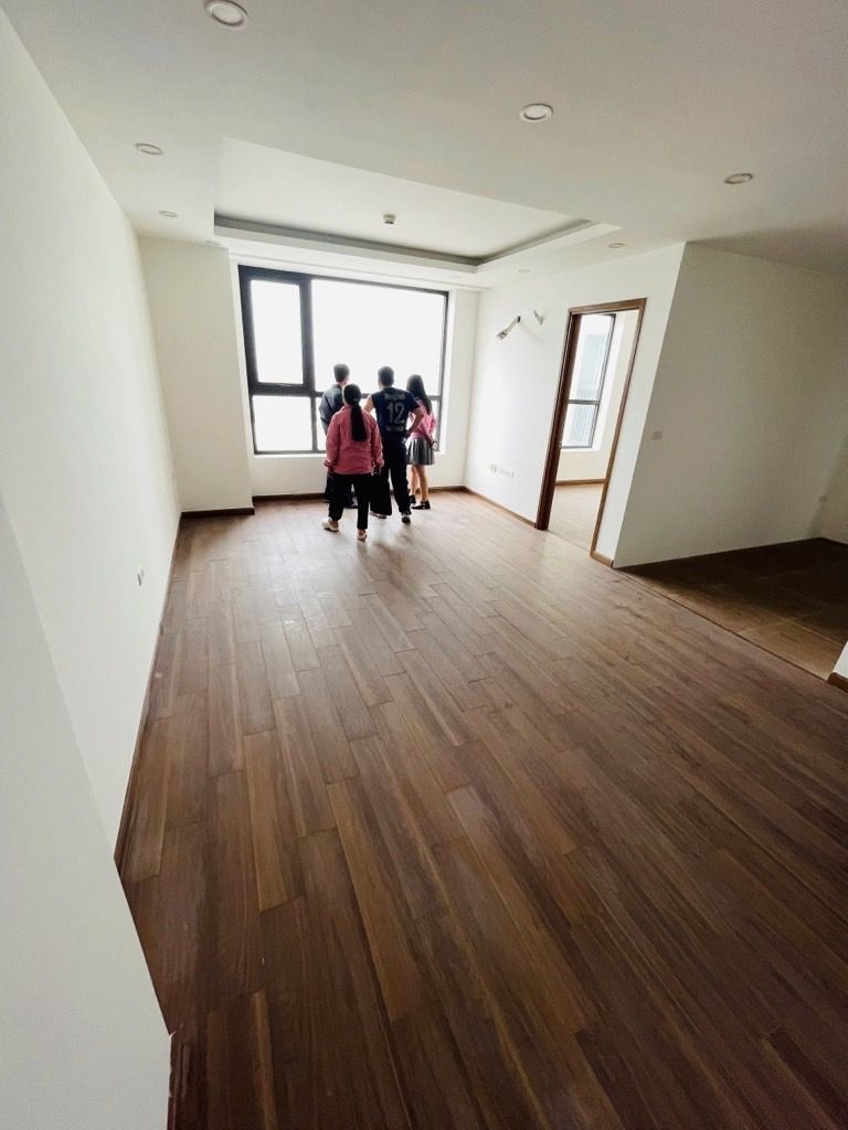 Bán nhà Trịnh Đình Cửu - diện tích 77.2m2 1 tầng - Căn hộ mới toanh - giá 6,25 tỷ