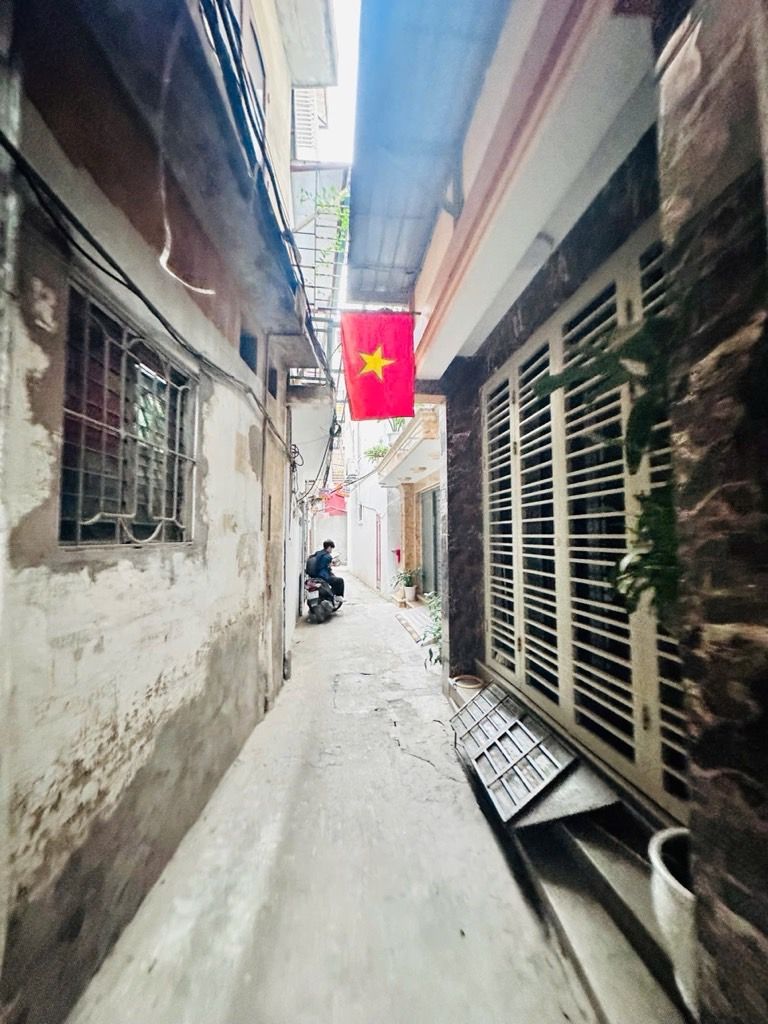 Bán nhà Trương Định - diện tích 61m2 1 tầng - Đất đẹp xây nhà - giá 18,9 tỷ