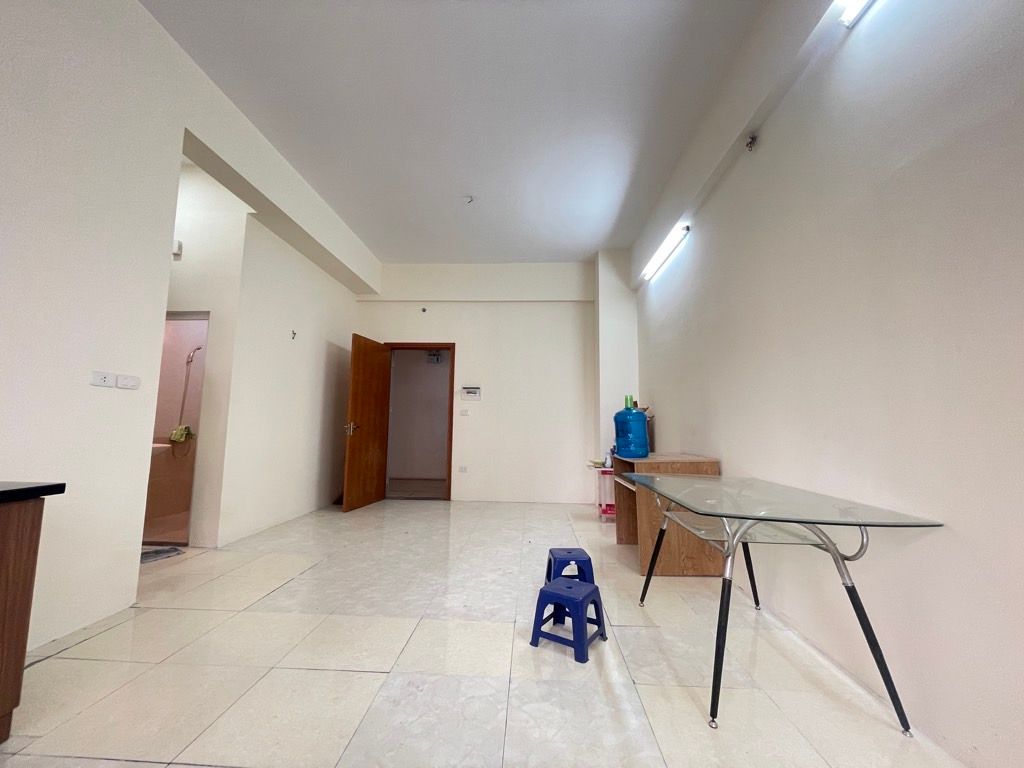 Bán nhà Hoàng Đạo Thành - diện tích 64m2 6 tầng - Cực hiếm - giá 5,7 tỷ