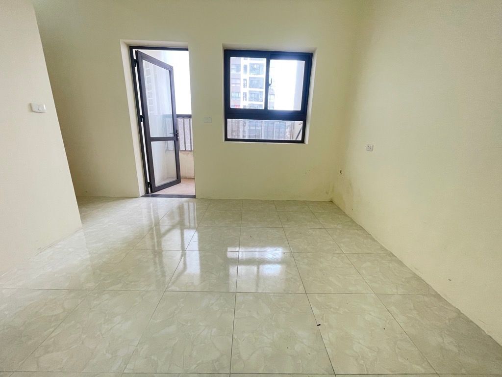 Bán nhà Hoàng Đạo Thành - diện tích 64m2 6 tầng - Cực hiếm - giá 5,7 tỷ