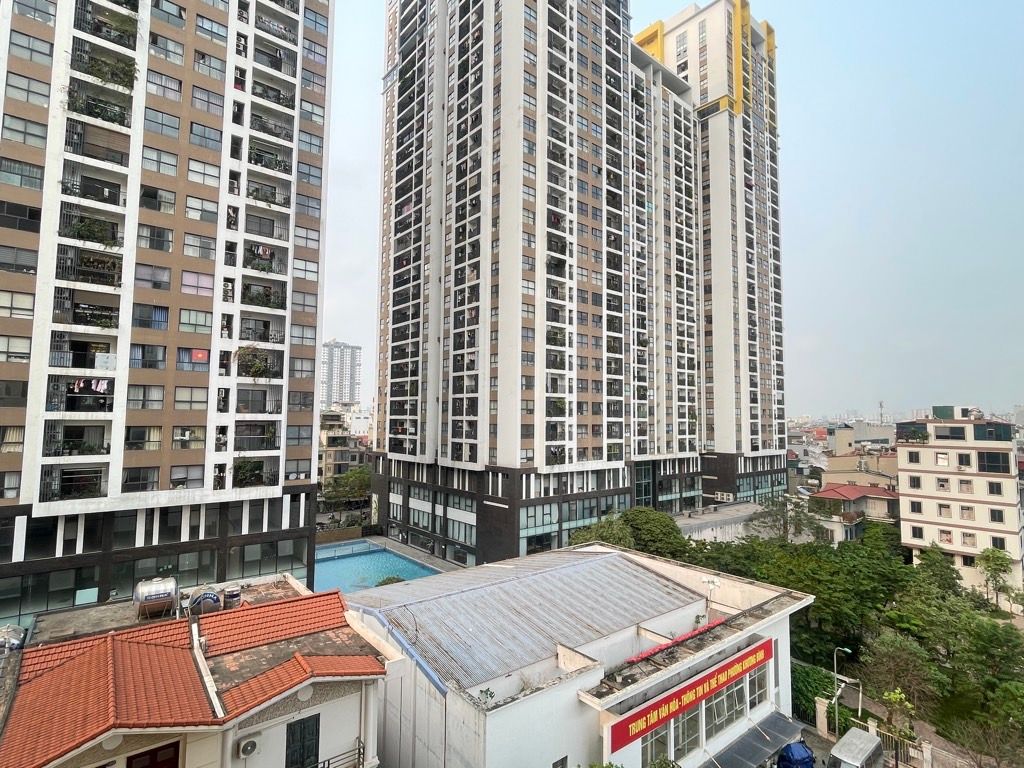 Bán nhà Hoàng Đạo Thành - diện tích 64m2 6 tầng - Cực hiếm - giá 5,7 tỷ