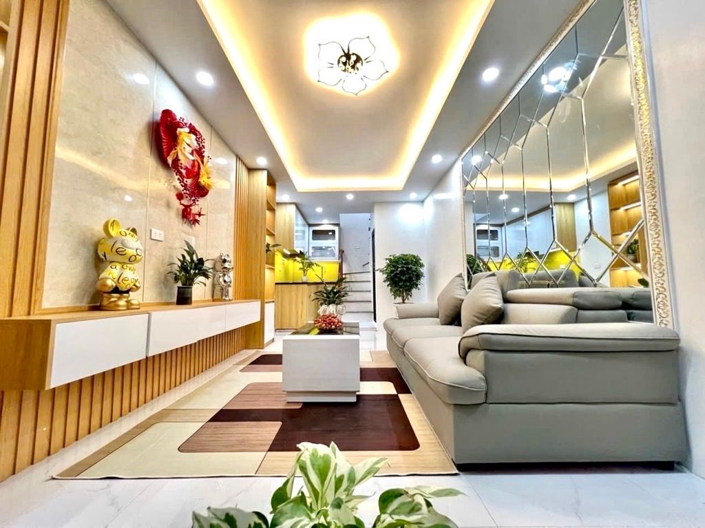 Bán nhà ngõ Thổ Quan - diện tích 25,6m2 5 tầng - Nội thất đẹp - giá 0 tỷ