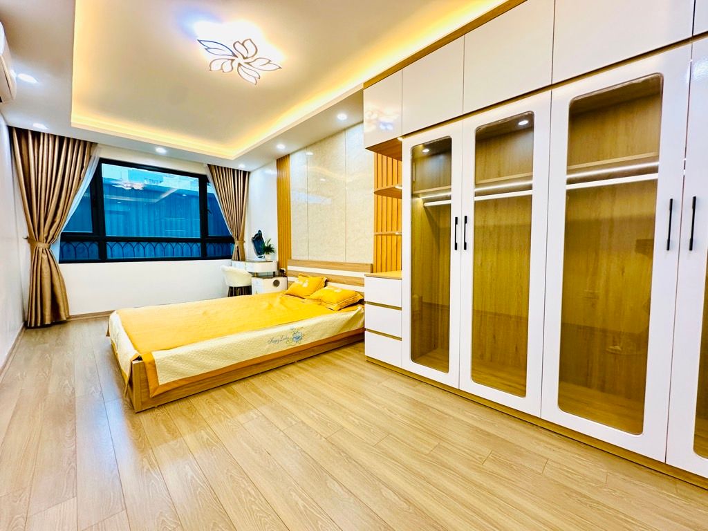 Bán nhà ngõ Thổ Quan - diện tích 25,6m2 5 tầng - Nội thất đẹp - giá 0 tỷ