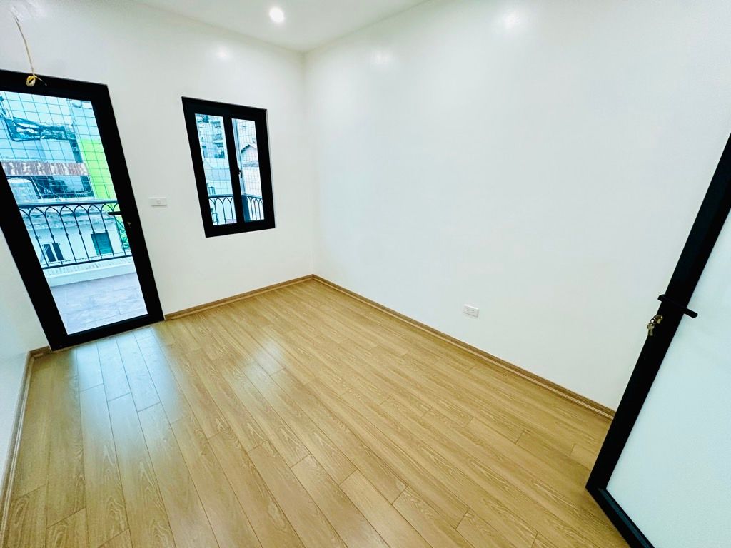 Bán nhà ngõ Thổ Quan - diện tích 25,6m2 5 tầng - Nội thất đẹp - giá 0 tỷ