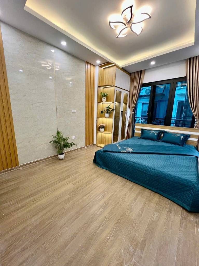 Bán nhà Ngõ Quỳnh - diện tích 13,4m2 5 tầng - Hàng HIỂM còn sót khu HAI BÀ - giá 5,98 tỷ