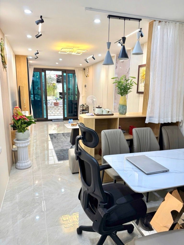 Bán nhà phố 8/3 - diện tích 36.6m2 1 tầng - SIÊU PHẨM PHỐ 8/3 VIEW CÔNG VIÊN - giá 5,39 tỷ