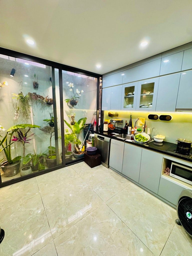 Bán nhà Nguyễn An Ninh - diện tích 39m2 2 tầng - ô tô vào trong nhà - giá 6,7 tỷ