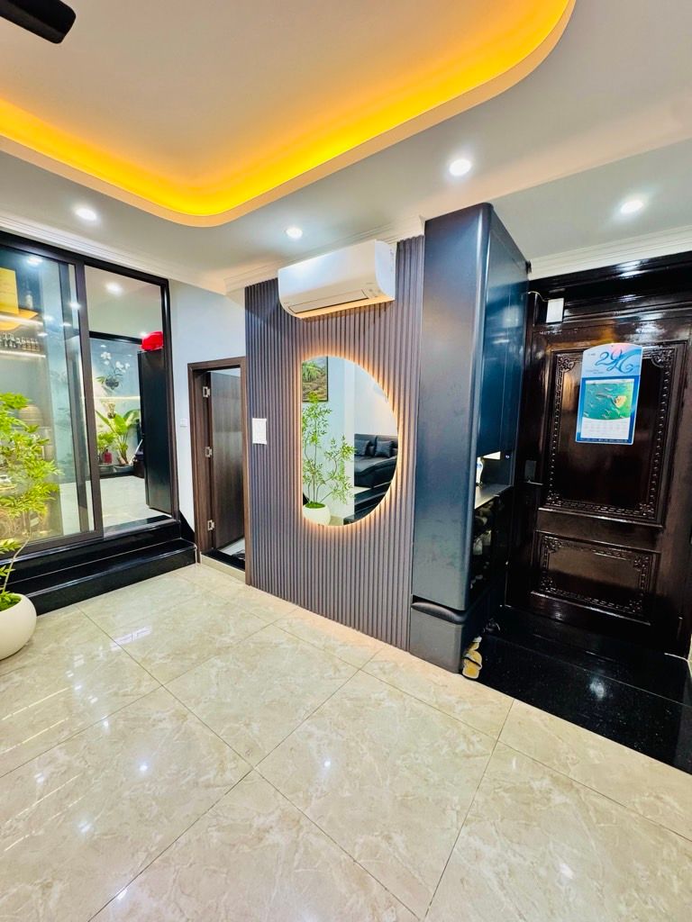 Bán nhà Nguyễn An Ninh - diện tích 39m2 2 tầng - ô tô vào trong nhà - giá 6,7 tỷ