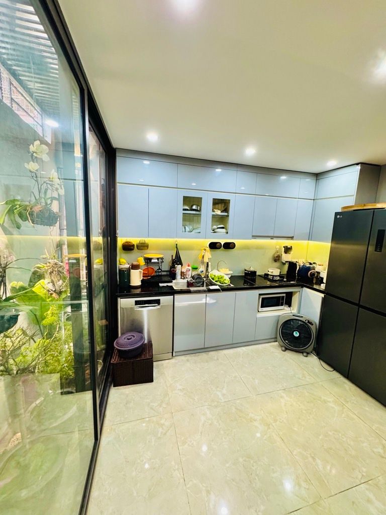 Bán nhà Nguyễn An Ninh - diện tích 39m2 2 tầng - ô tô vào trong nhà - giá 6,7 tỷ