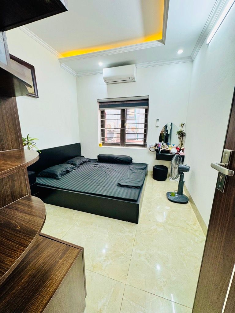 Bán nhà Nguyễn An Ninh - diện tích 39m2 2 tầng - ô tô vào trong nhà - giá 6,7 tỷ