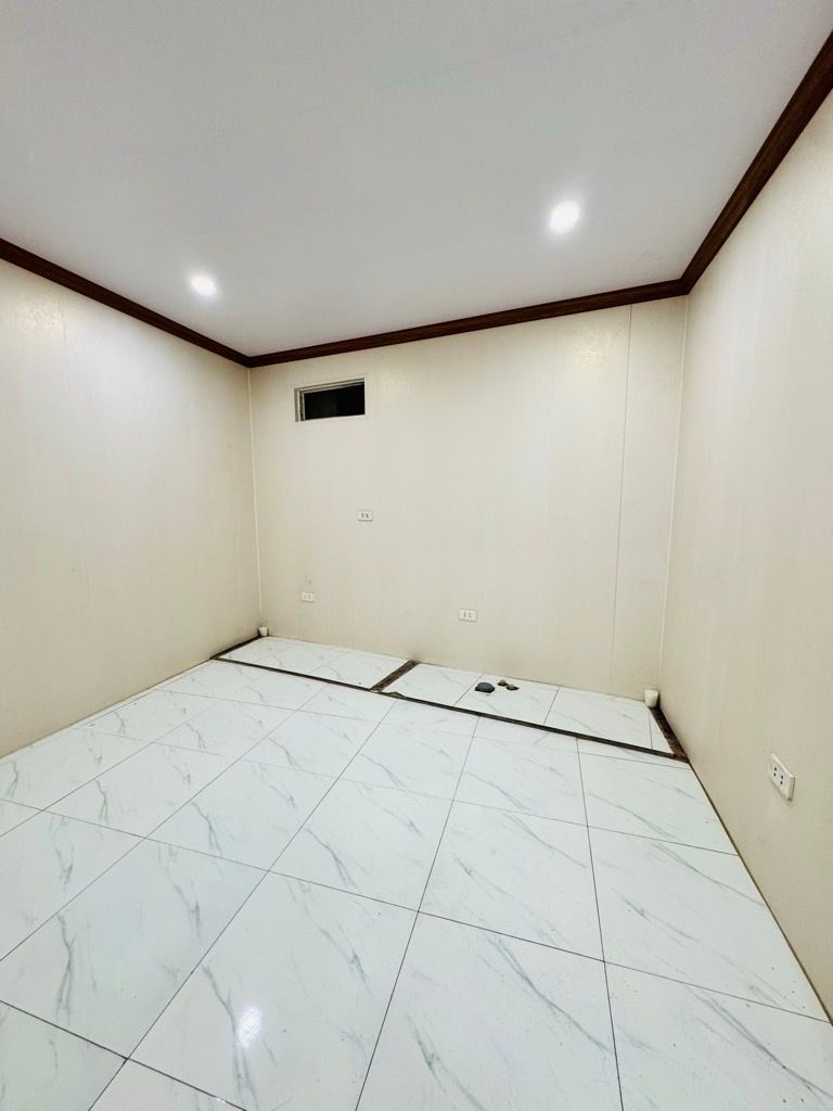 Bán nhà Sở Thượng - diện tích 45m2 2 tầng - lô góc thoáng - giá 2,98 tỷ