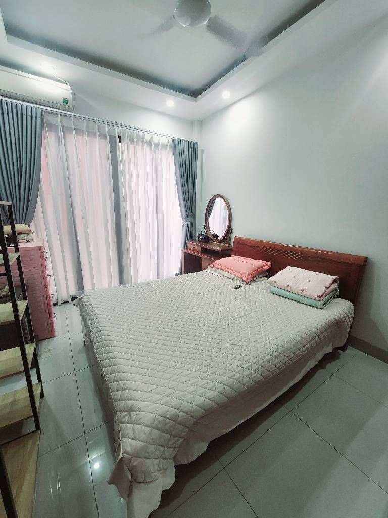 Bán nhà Bằng Liệt - diện tích 45m2 5 tầng - Ô TÔ TRÁNH - giá 11,8 tỷ