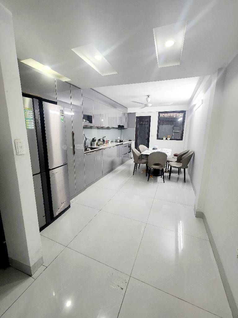 Bán nhà Bằng Liệt - diện tích 45m2 5 tầng - Ô TÔ TRÁNH - giá 11,8 tỷ