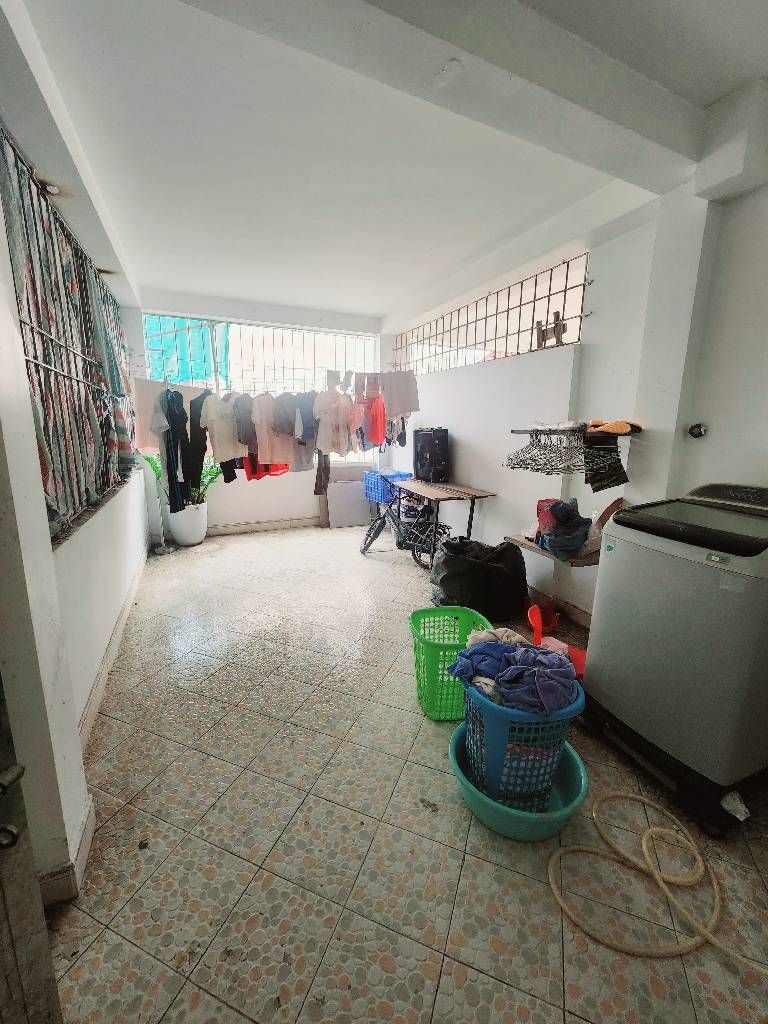 Bán nhà Bằng Liệt - diện tích 45m2 5 tầng - Ô TÔ TRÁNH - giá 11,8 tỷ