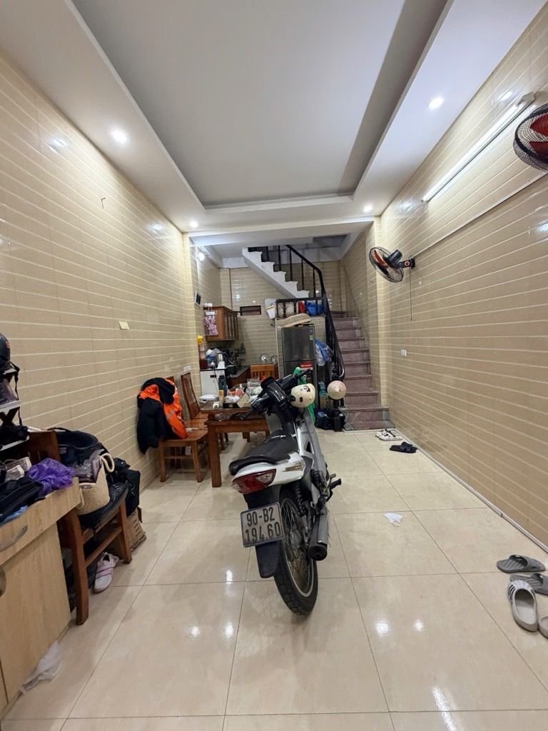 Bán nhà Hòa Bình - diện tích 22,4m2 4 tầng - Nhà đẹp ở ngay - giá 6,8 tỷ