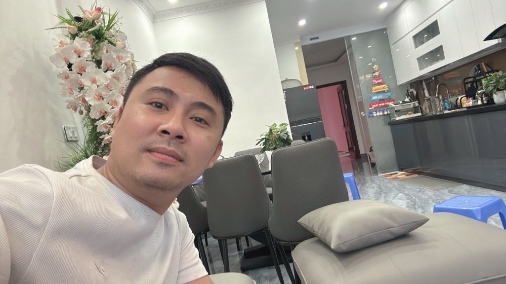 Bán nhà Lĩnh Nam - diện tích 71m2 6 tầng - Lô góc, thang máy - giá 21 tỷ