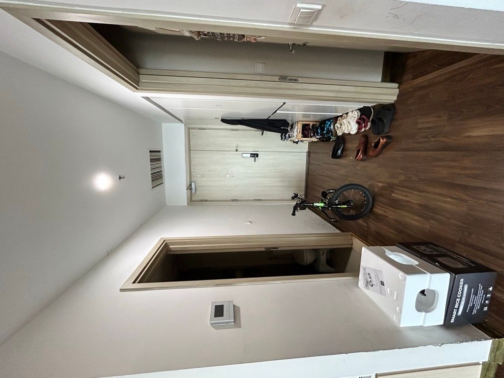 Bán nhà Lê Trọng Tấn - diện tích 79.5m2 1 tầng - Căn hộ đẳng cấp - giá 12,8 tỷ