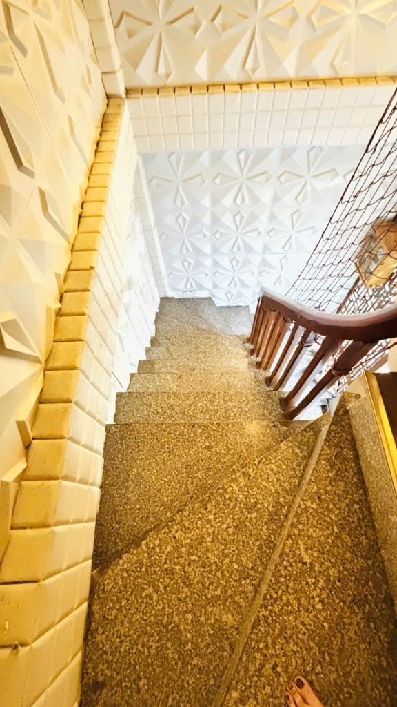 Bán nhà Đại Từ - diện tích 34,1m2 5 tầng - Ngôi nhà đẹp hiếm có - giá 9,6 tỷ