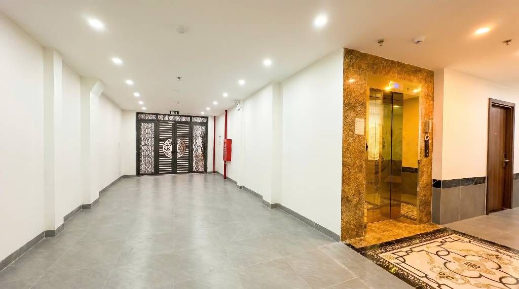 Bán nhà Hòa Bình - diện tích 84.1m2 7 tầng - 2 mặt thoáng - giá 24,5 tỷ