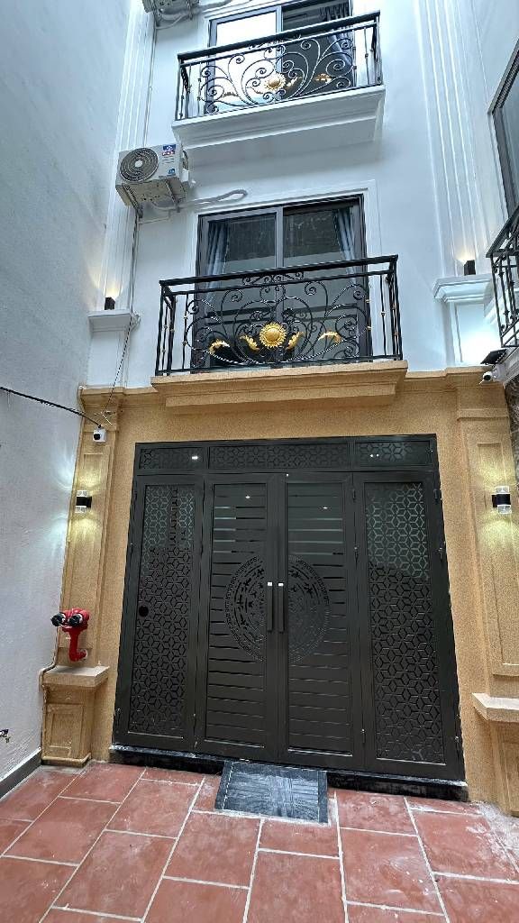 Bán nhà Hòa Bình - diện tích 84.1m2 7 tầng - 2 mặt thoáng - giá 24,5 tỷ