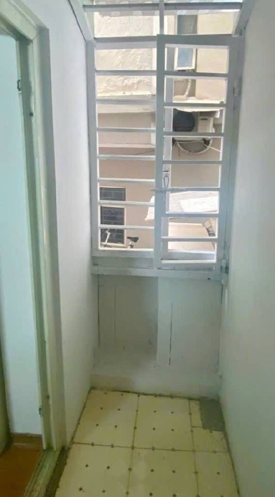 Bán nhà Vân Hồ - diện tích 30m2 2 tầng - 3 ngủ - giá 2 tỷ