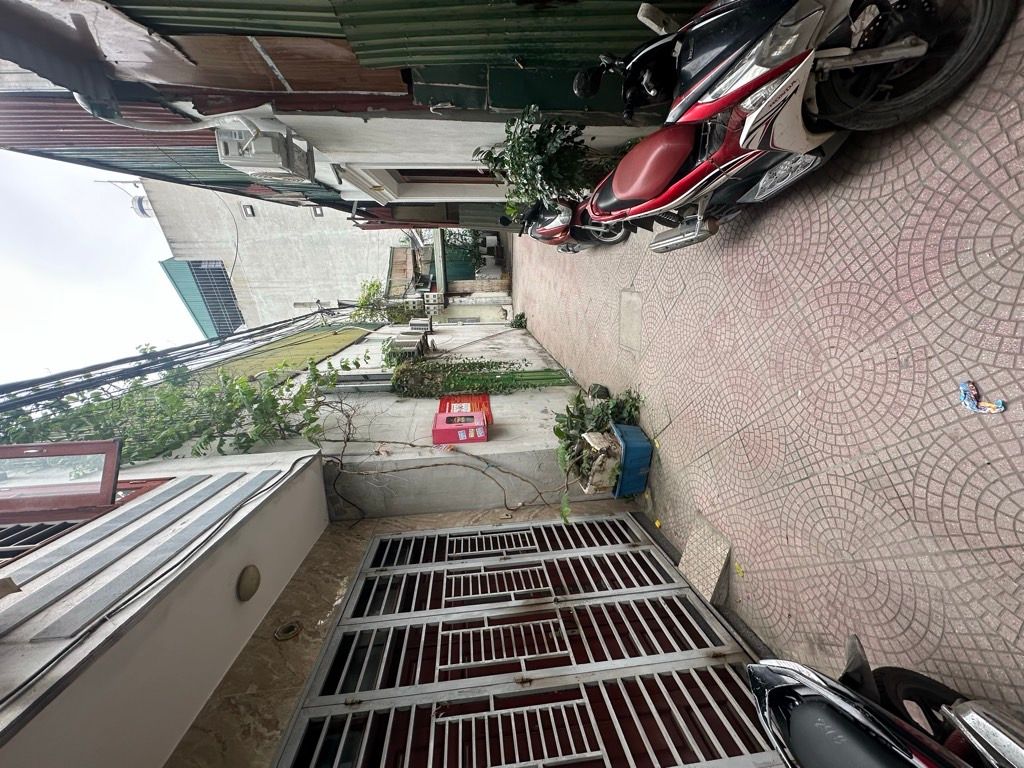 Bán nhà Giáp Nhị - diện tích 31m2 5 tầng - ô tô tránh - giá 7,3 tỷ