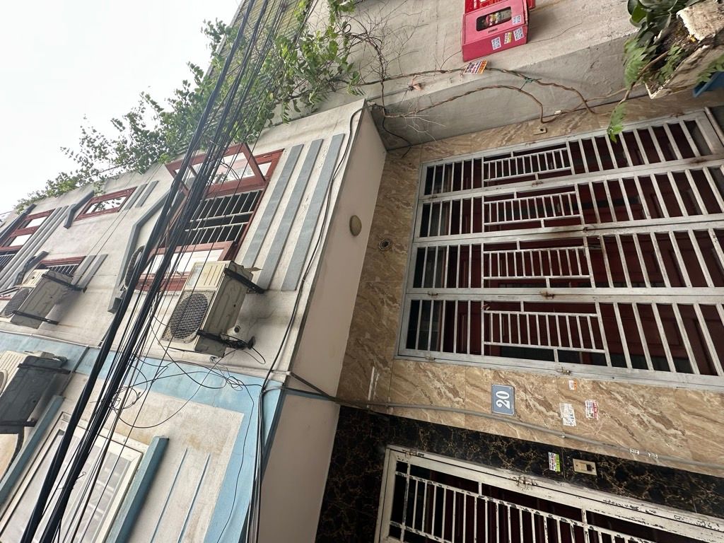 Bán nhà Giáp Nhị - diện tích 31m2 5 tầng - ô tô tránh - giá 7,3 tỷ