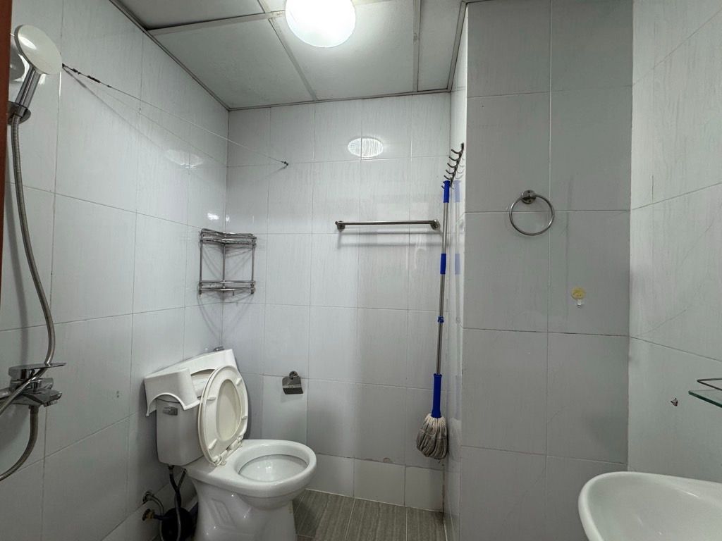 Bán nhà Nghiêm Xuân Yên - diện tích 53.5m2 1 tầng - Mặt phố - giá 3,98 tỷ