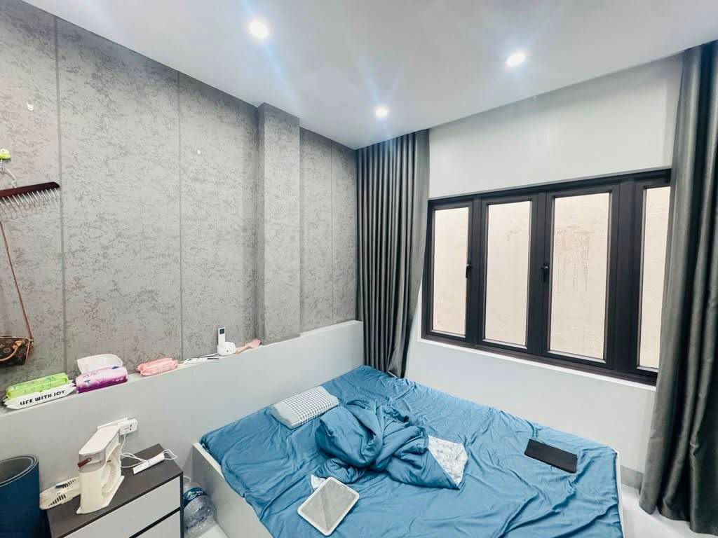 Bán nhà Định Công Thượng - diện tích 53m2 6 tầng - ô tô đỗ cửa - giá 15 tỷ