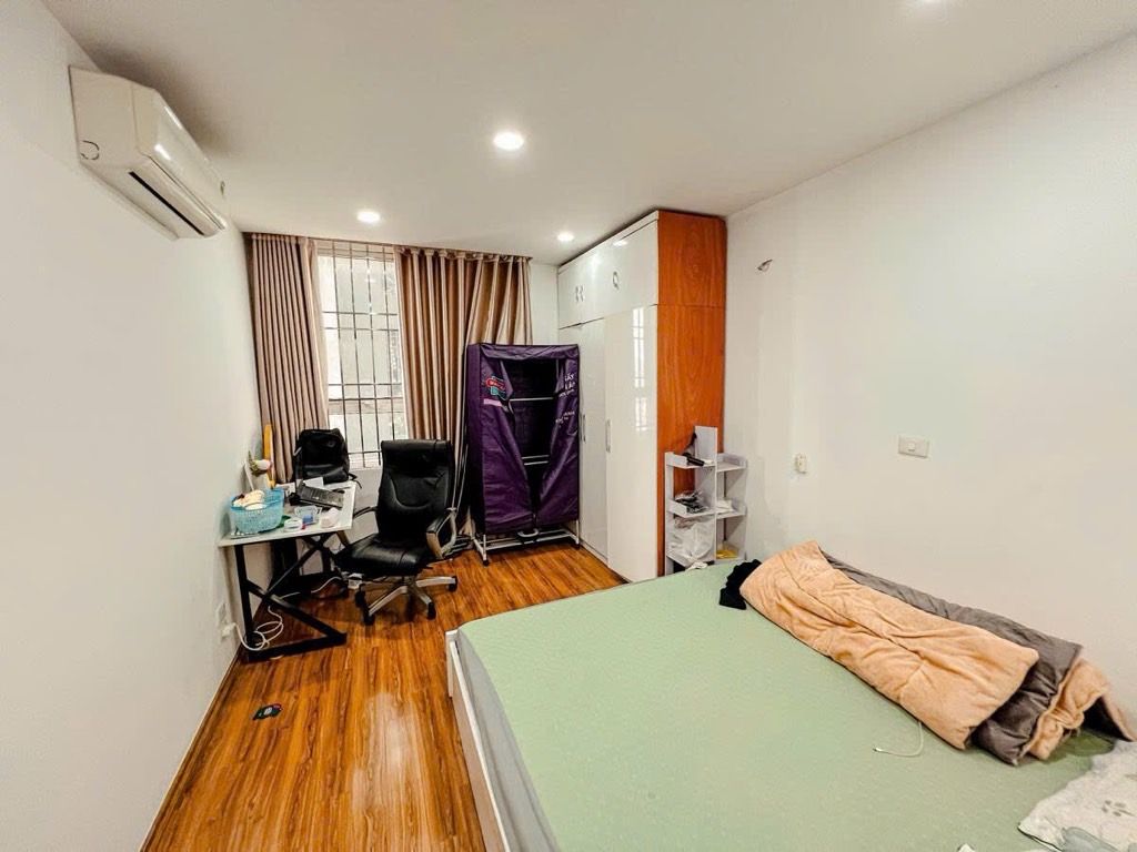 Bán nhà Vĩnh Tuy - diện tích 66.4m2 10 tầng - Chung cư Udic Riverside 1 - giá 5,7 tỷ