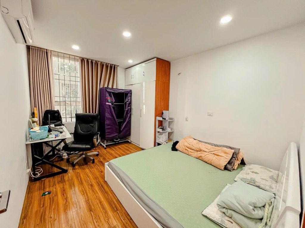 Bán nhà Vĩnh Tuy - diện tích 66.4m2 10 tầng - Chung cư Udic Riverside 1 - giá 5,7 tỷ