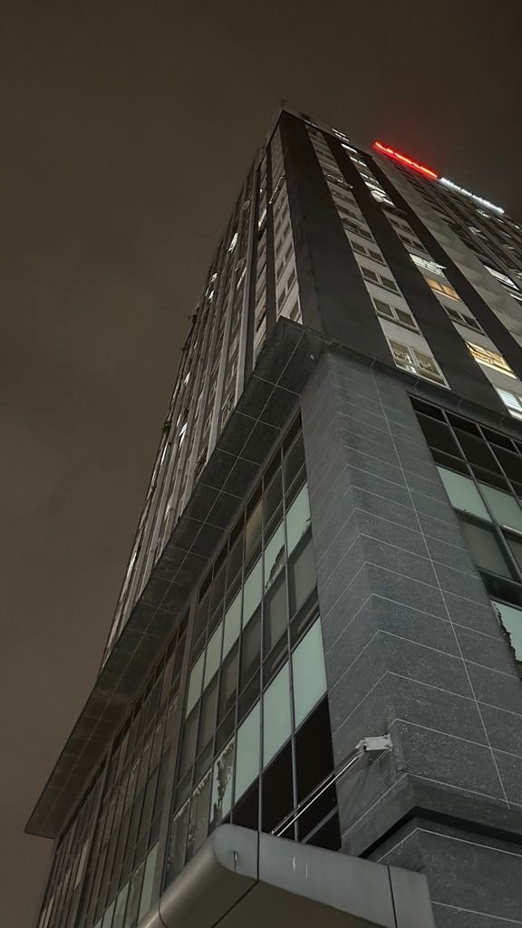 Bán nhà Vĩnh Tuy - diện tích 66.4m2 10 tầng - Chung cư Udic Riverside 1 - giá 5,7 tỷ