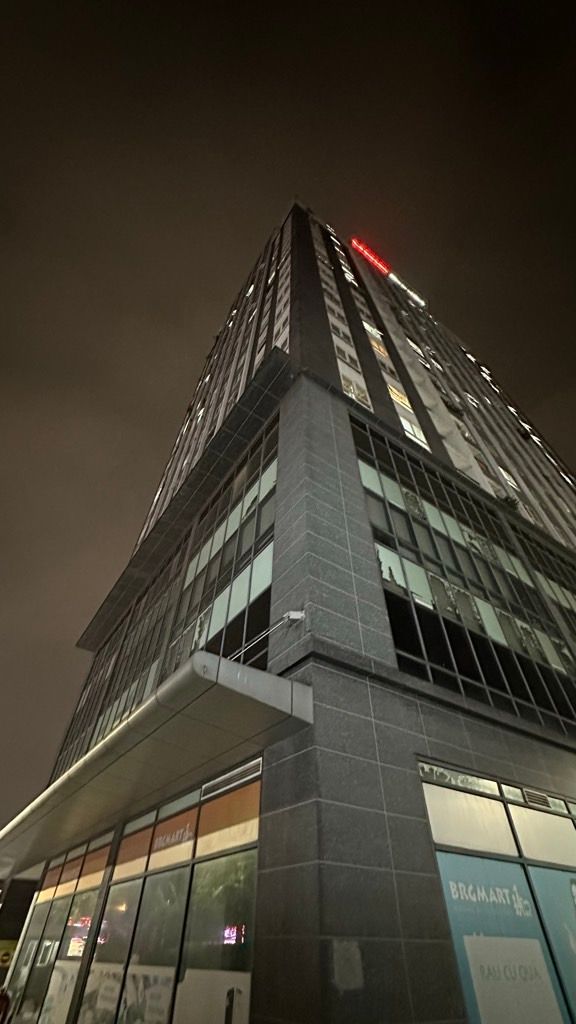 Bán nhà Vĩnh Tuy - diện tích 66.4m2 10 tầng - Chung cư Udic Riverside 1 - giá 5,7 tỷ