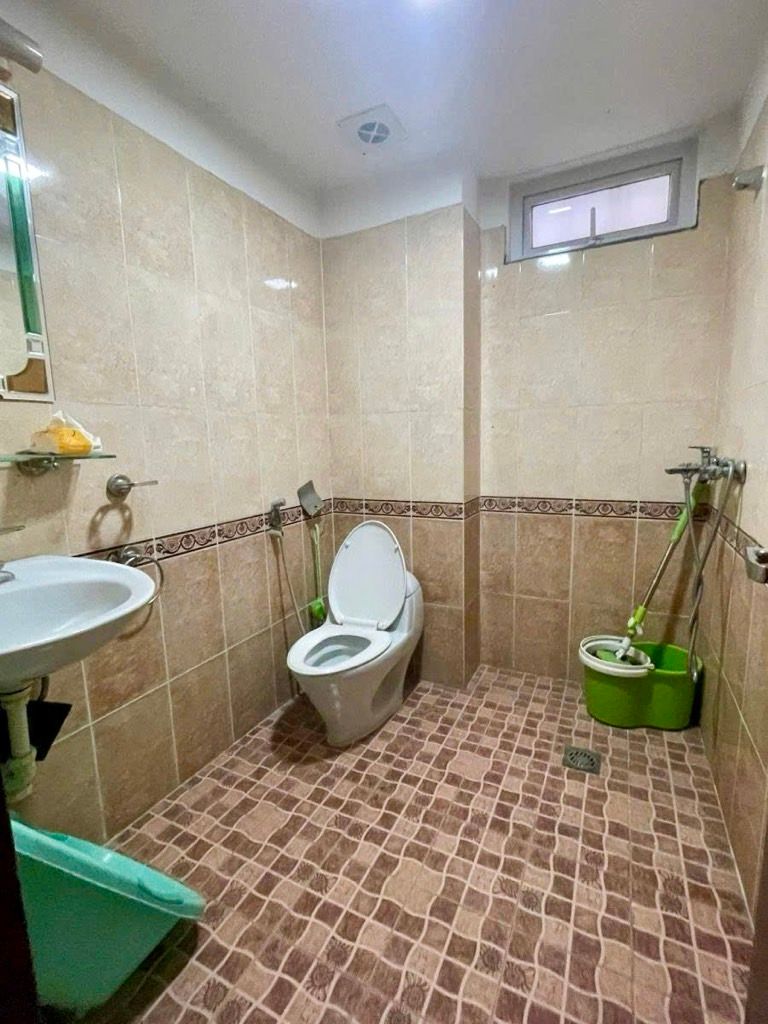 Bán nhà Trường Chinh - diện tích 39m2 5 tầng - Căn góc 2 mặt thoáng - giá 12,9 tỷ