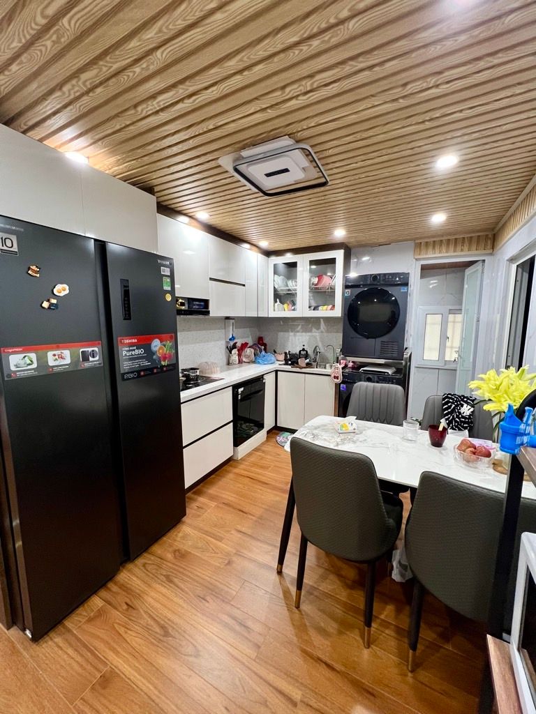 Bán nhà Nguyễn Chính - diện tích 73m2 5 tầng - Tập thể A7 - giá 3,6 tỷ