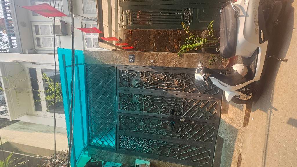 Bán nhà Chợ Khâm Thiên - diện tích 62.4m2 5 tầng - Gần ô tô - giá 20 tỷ