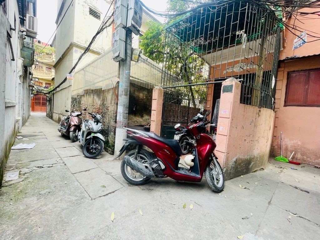 Bán nhà Định Công - diện tích 41m2 4 tầng - Lô góc - giá 8,0 tỷ