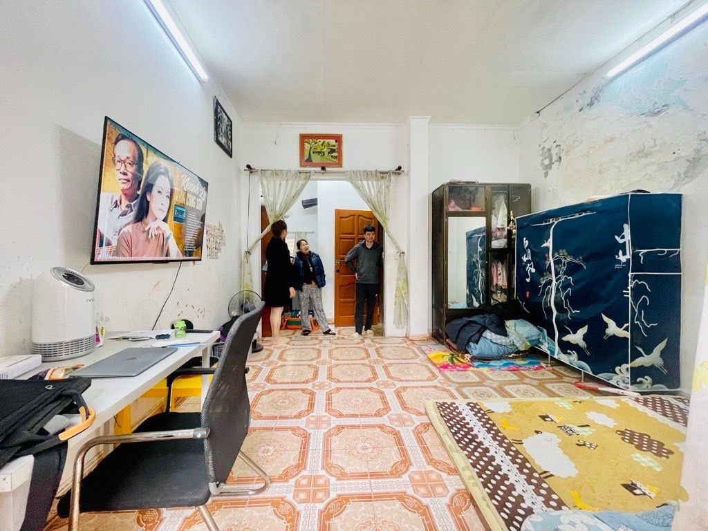 Bán nhà Định Công - diện tích 41m2 4 tầng - Lô góc - giá 8,0 tỷ