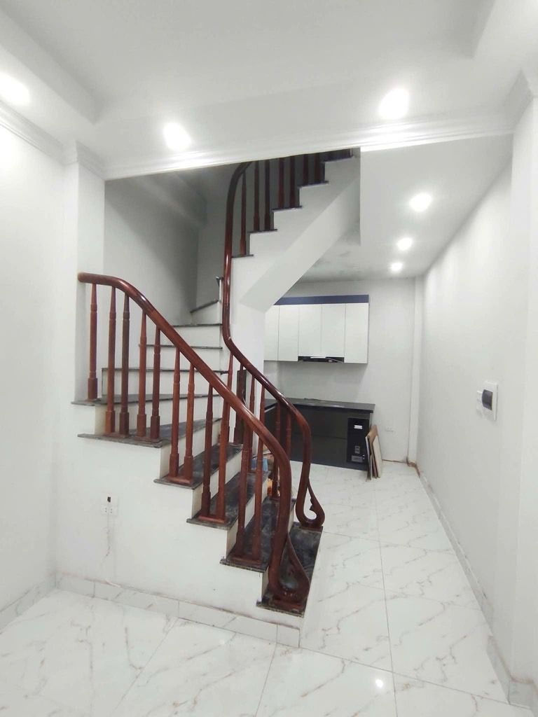 Bán nhà Nhân Hoà - diện tích 31m2 5 tầng - Nhà đẹp hiếm có - giá 8,8 tỷ