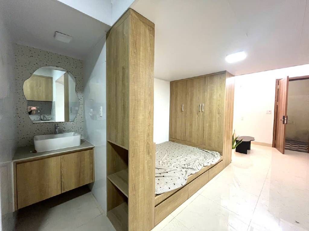 Bán nhà Trần Hưng Đạo - diện tích 55m2 2 tầng - Nhà đẹp hiếm có - giá 3,3 tỷ