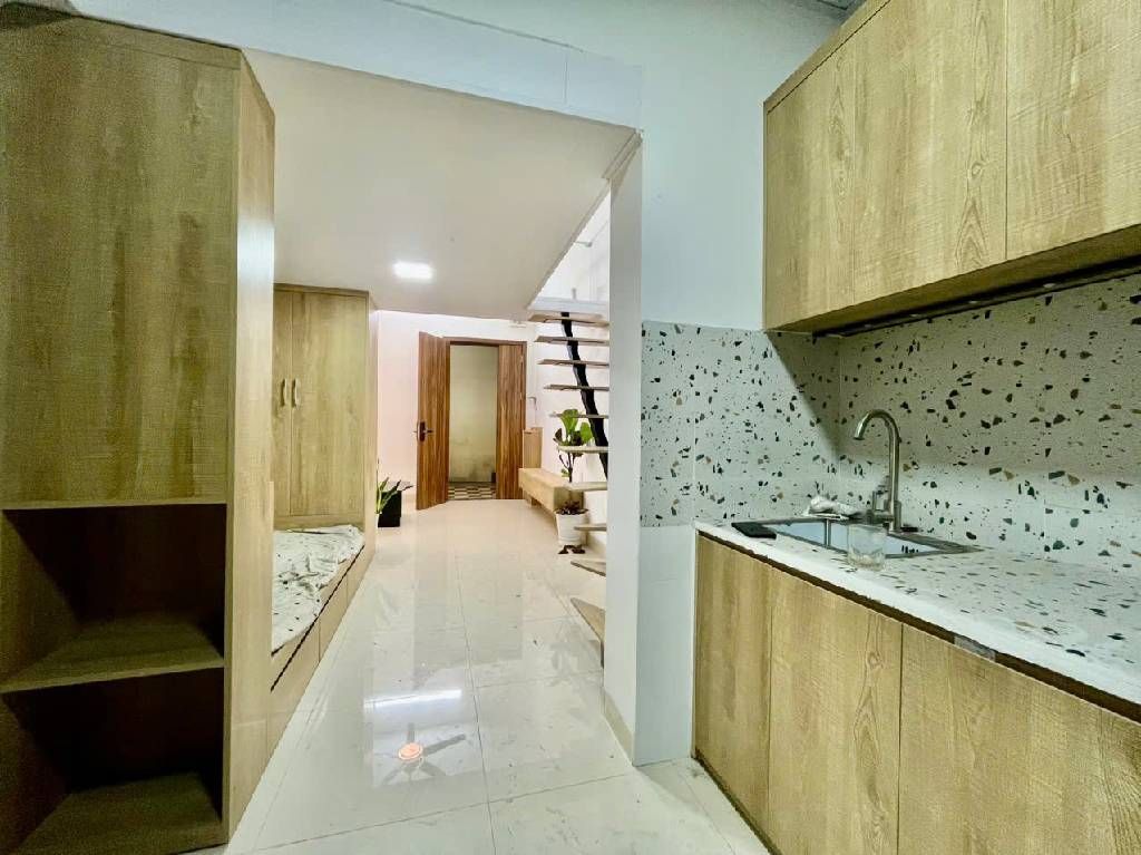 Bán nhà Trần Hưng Đạo - diện tích 55m2 2 tầng - Nhà đẹp hiếm có - giá 3,3 tỷ