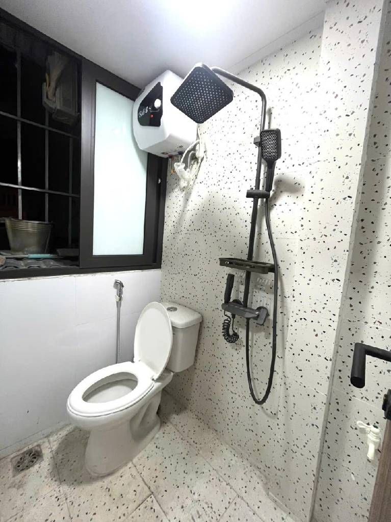 Bán nhà Trần Hưng Đạo - diện tích 55m2 2 tầng - Nhà đẹp hiếm có - giá 3,3 tỷ